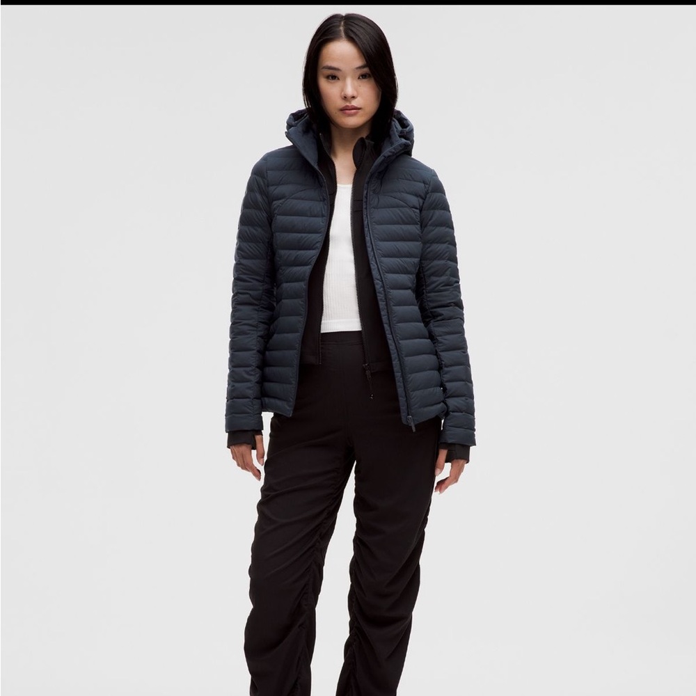 lululemon athletica Hooded pack it down Jacket - black